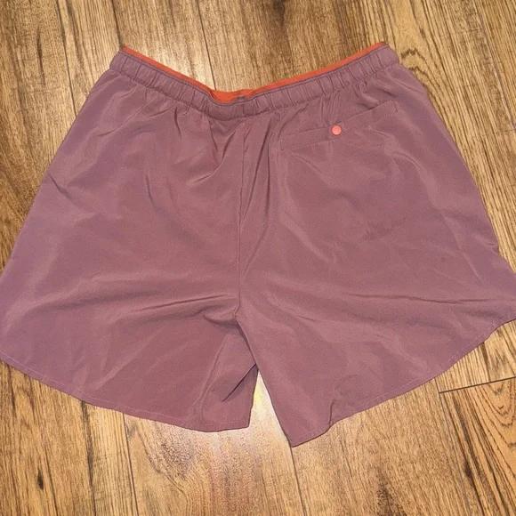 Patagonia Mauve Shorts with Rust Details - Picture 5 of 6